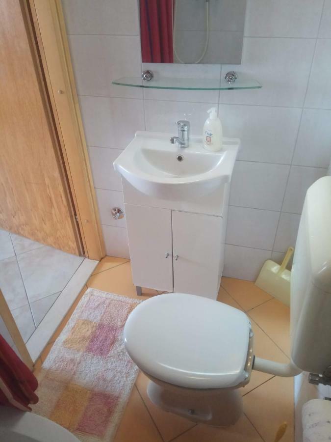 Apartmani Banic Postira Luaran gambar